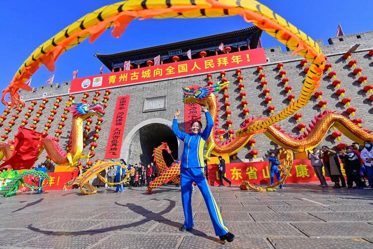 龙年古风FUN丨热闹!中国多地春节庙会年味浓